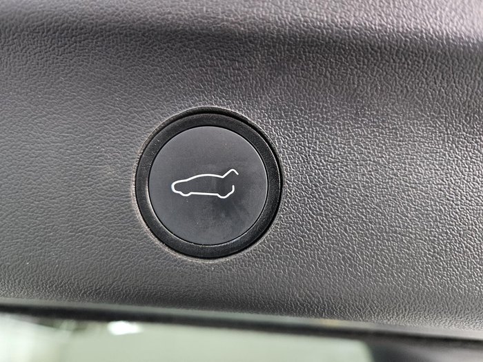 2023 Tesla Model Y Rear-Wheel Drive Pearl White