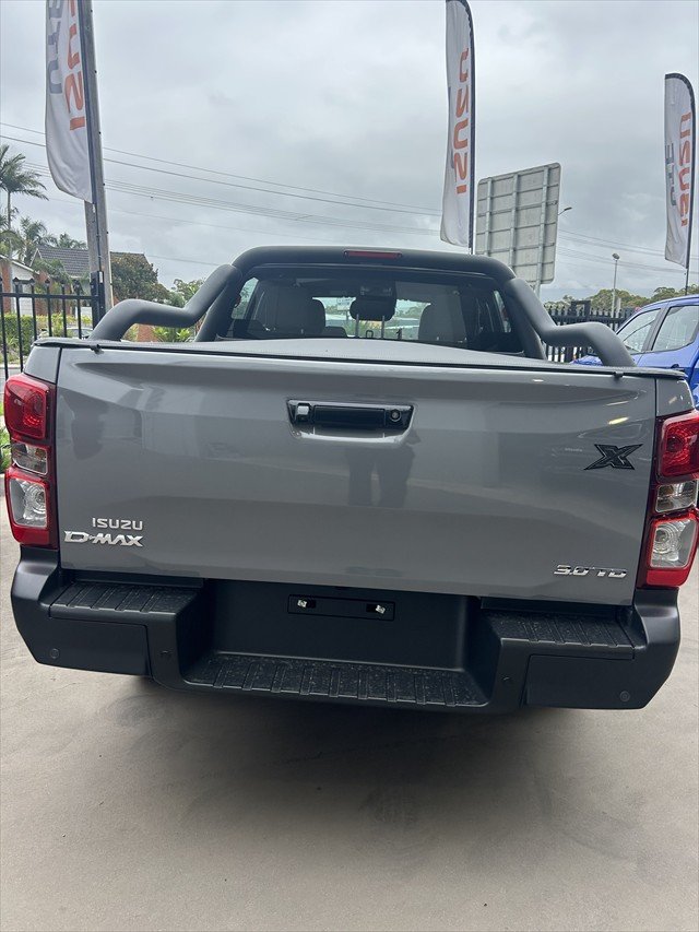 2025 Isuzu D-MAX X-RIDER