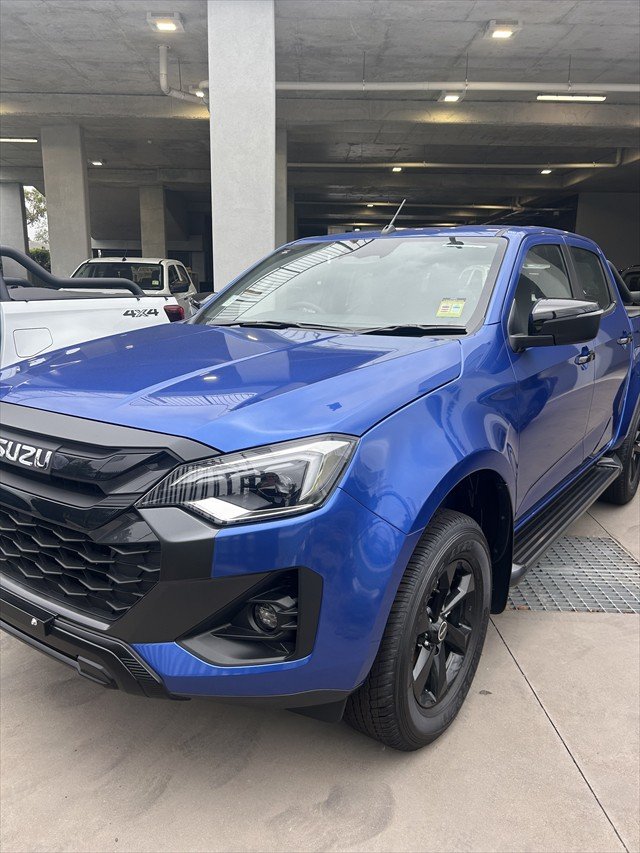 2025 Isuzu D-MAX X-RIDER