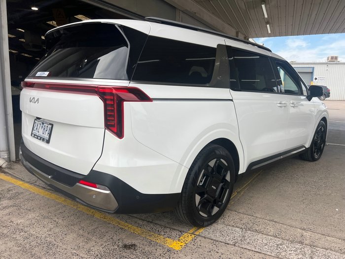 2024 Kia Carnival GT-Line