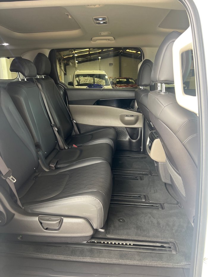 2024 Kia Carnival GT-Line