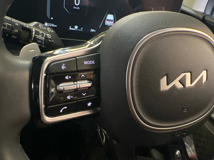 2024 Kia Carnival GT-Line