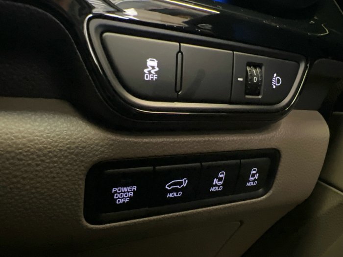 2024 Kia Carnival GT-Line