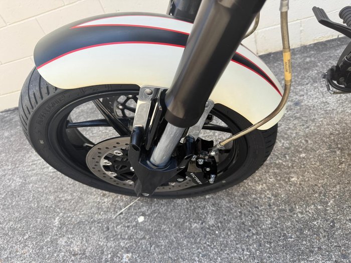 2010 Victory Hammer S Cruiser