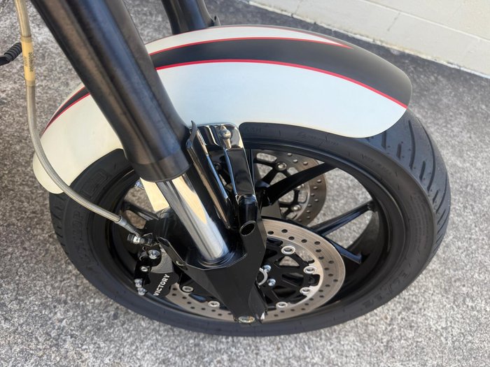 2010 Victory Hammer S Cruiser