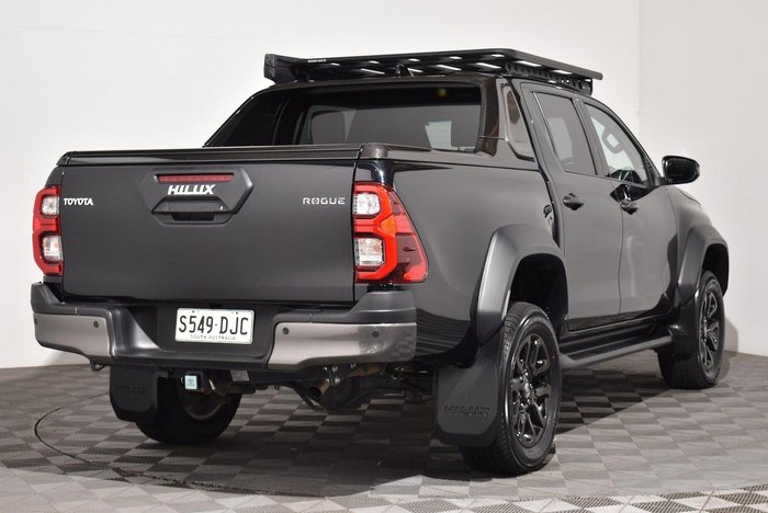 2023 Toyota Hilux Rogue