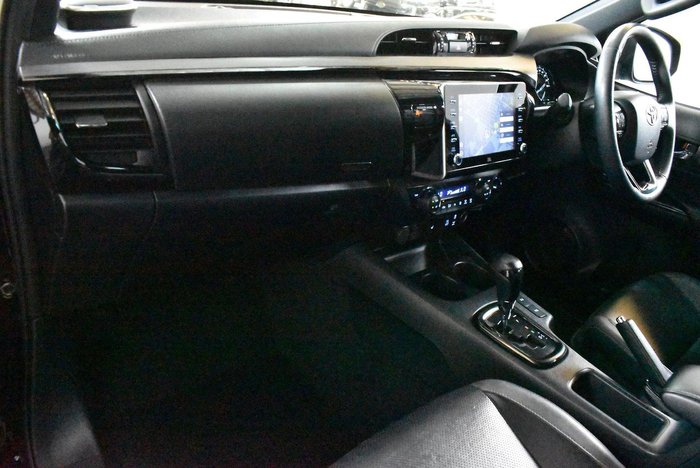 2023 Toyota Hilux Rogue