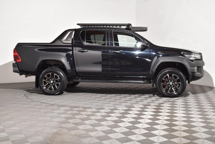 2023 Toyota Hilux Rogue