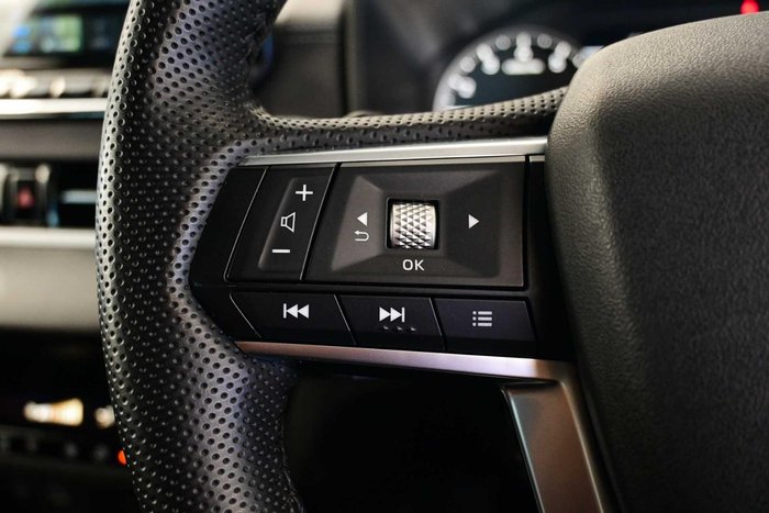 2023 Mitsubishi Outlander LS Black Edition