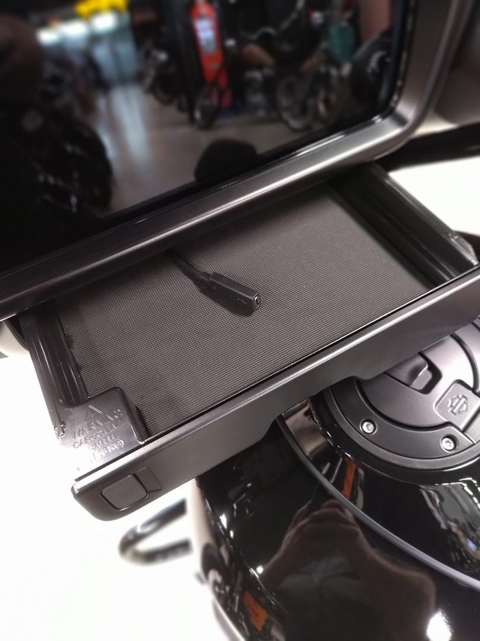 2025 Harley-Davidson Street Glide 117 (FLHX) Touring Black