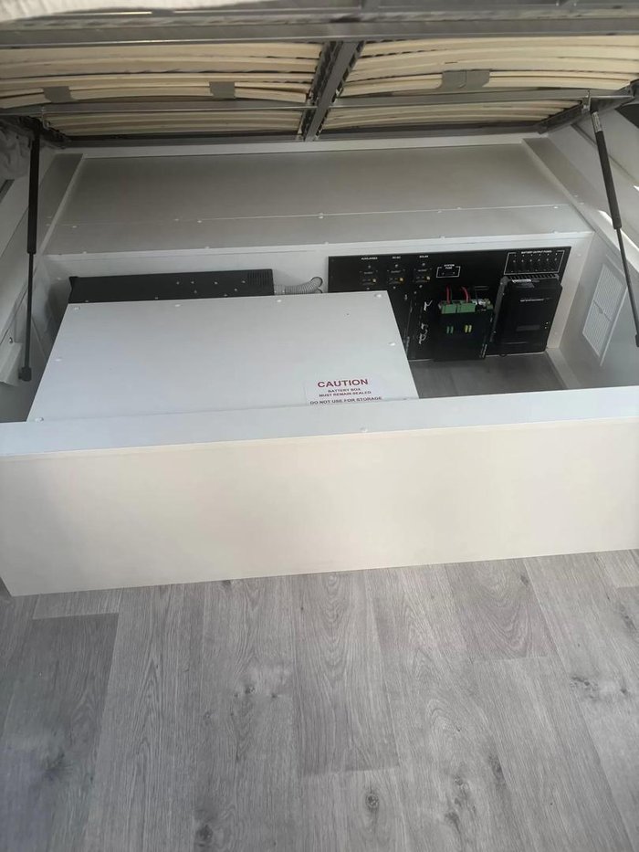 2024 New Age Caravans My24 New Age Manta Ray Mr18er Expedition