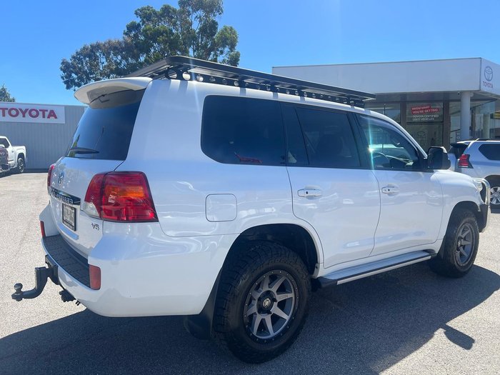 2015 Toyota Landcruiser GXL