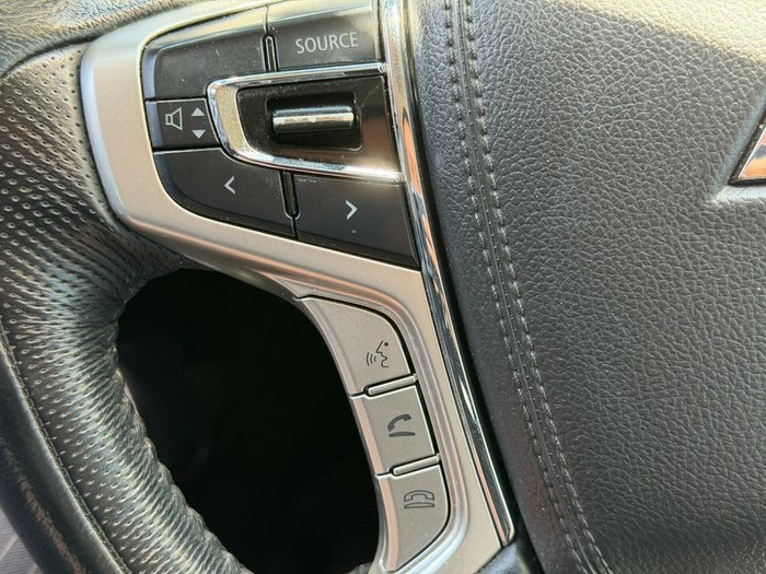 2019 Mitsubishi Pajero Sport Black Edition