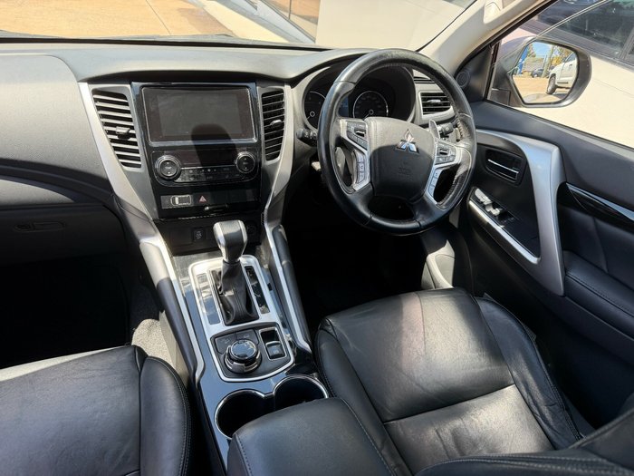 2019 Mitsubishi Pajero Sport Black Edition