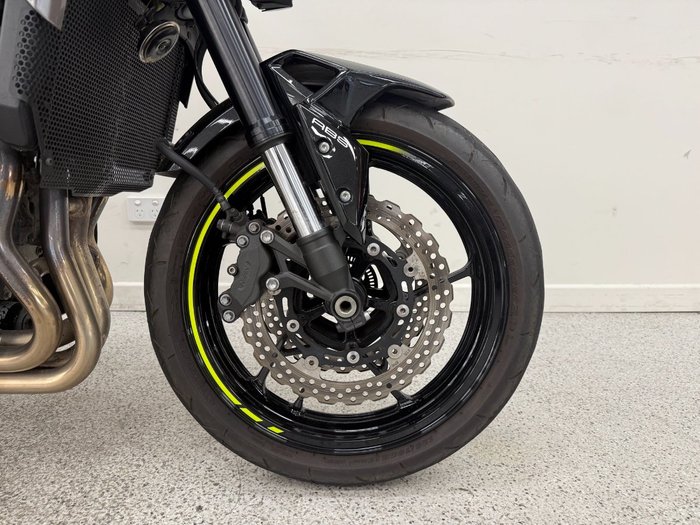 2020 Kawasaki Z900 (ZR900) Black