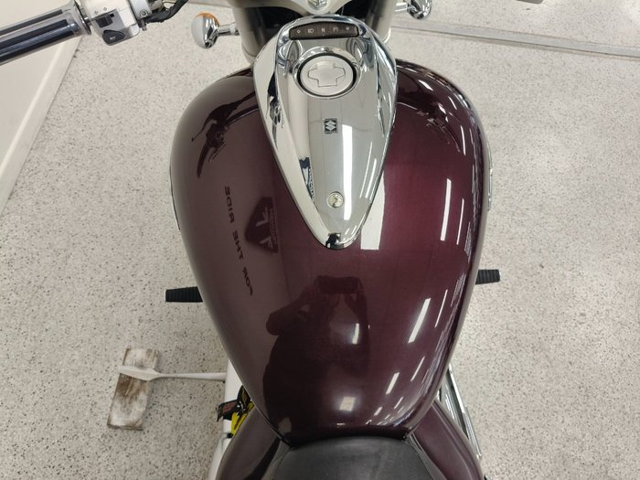 2011 Suzuki VZ1500 BOULEVARD (M90) Maroon