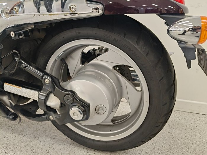 2011 Suzuki VZ1500 BOULEVARD (M90) Maroon