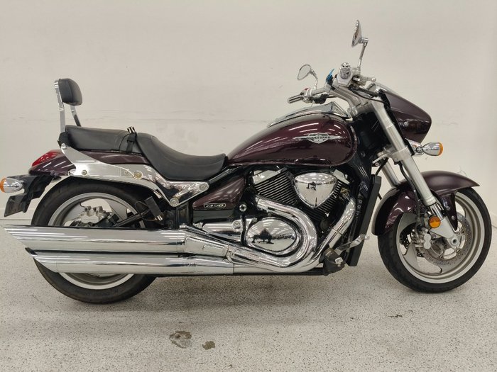 2011 Suzuki VZ1500 BOULEVARD (M90) Maroon