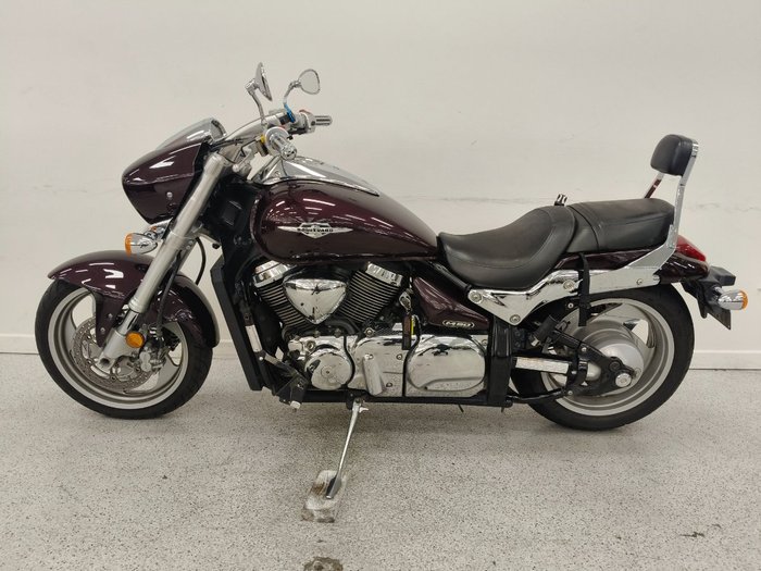 2011 Suzuki VZ1500 BOULEVARD (M90) Maroon