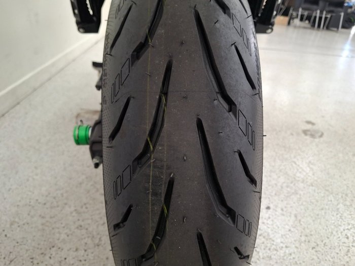 2025 Kawasaki NINJA 650L Green