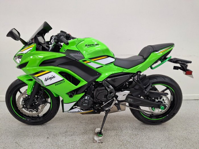 2025 Kawasaki NINJA 650L Green