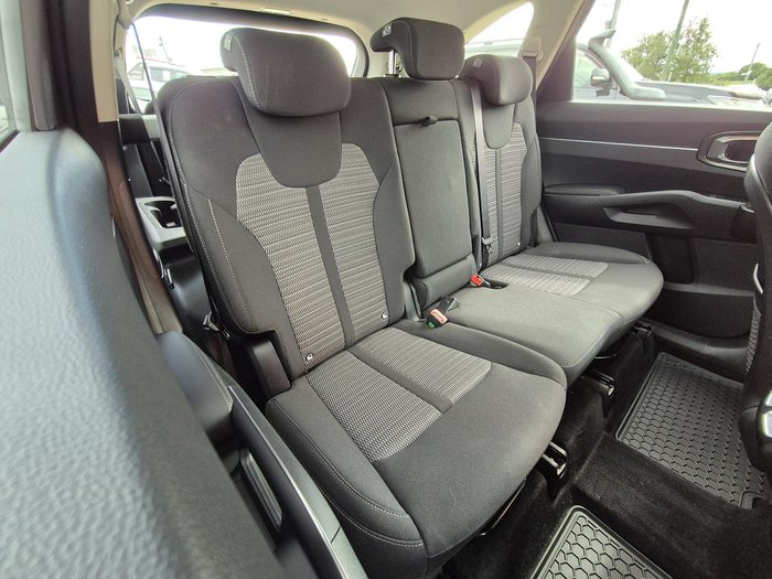 2024 Kia Sorento Sport