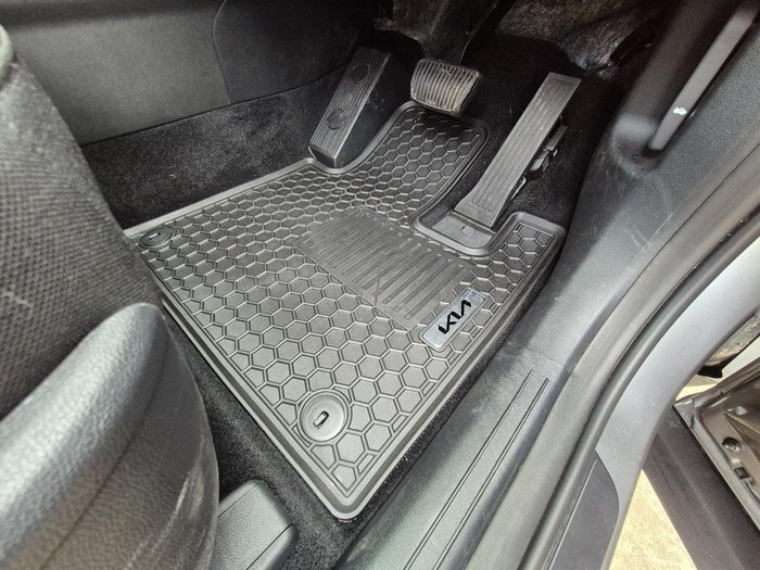 2024 Kia Sorento Sport