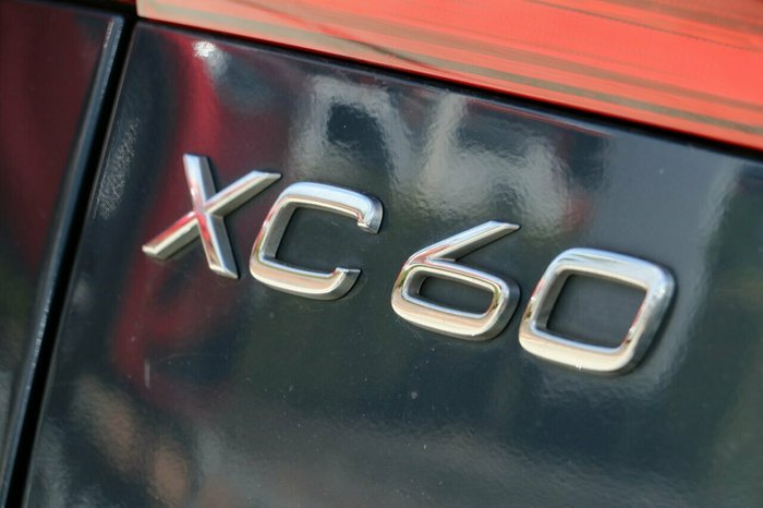 2019 Volvo XC60 T5 Momentum