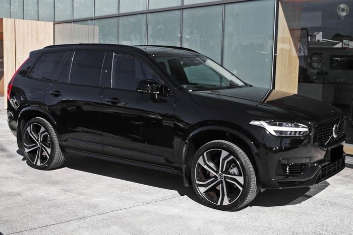 2023 Volvo XC90 Recharge Ultimate T8 Plug-In Hybrid