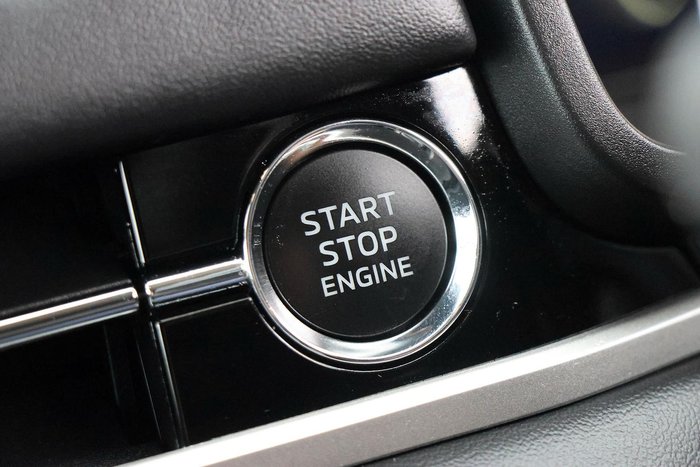 2025 Mitsubishi Outlander LS