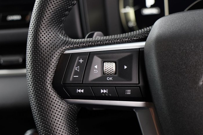 2025 Mitsubishi Outlander LS