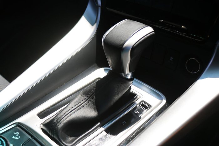 2017 Mitsubishi Pajero Sport GLX