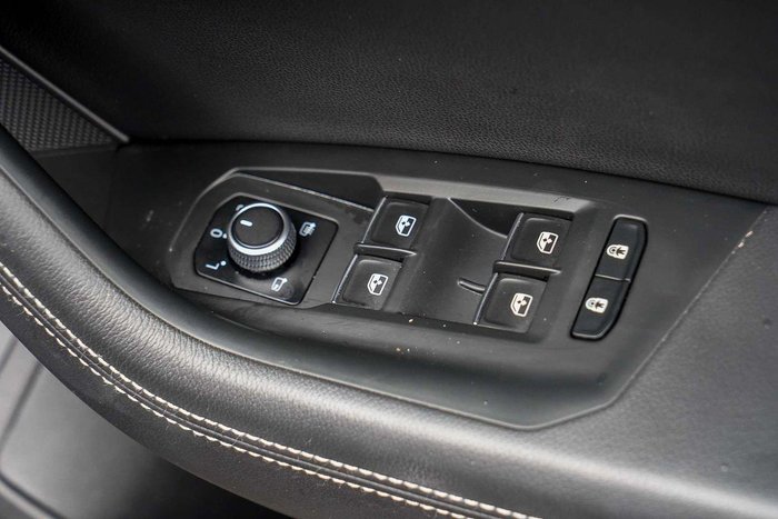 2022 Volkswagen Touareg 210TDI R-Line