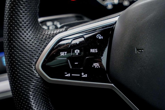 2022 Volkswagen Touareg 210TDI R-Line