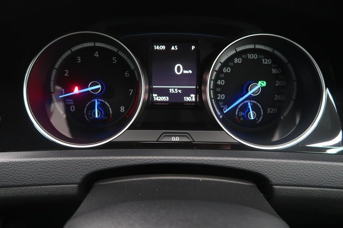 2015 Volkswagen Golf R Wolfsburg Edition