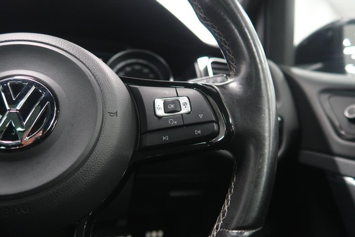 2015 Volkswagen Golf R Wolfsburg Edition