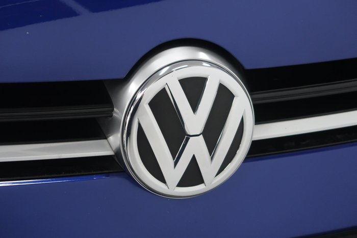 2015 Volkswagen Golf R Wolfsburg Edition