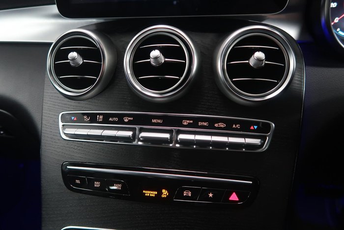 2020 Mercedes-Benz GLC-Class GLC200