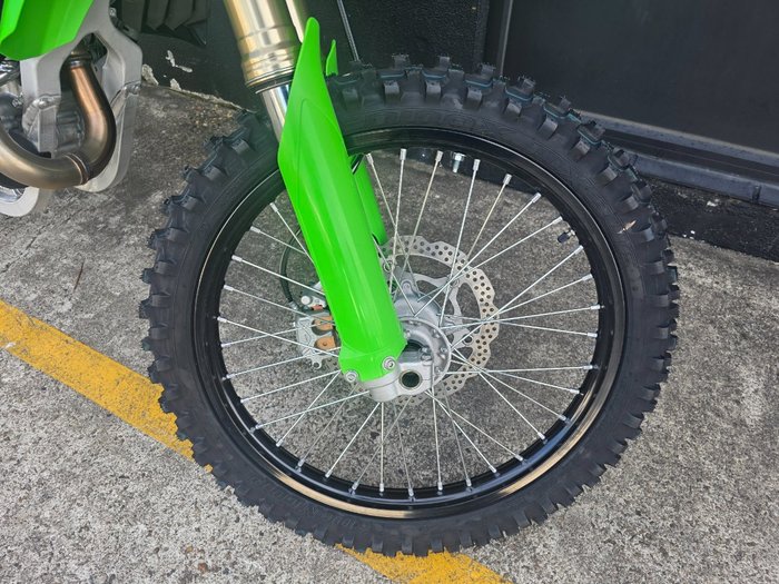 2025 Kawasaki KX450 GREEN