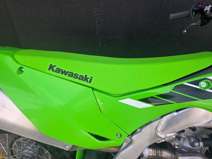 2025 Kawasaki KX450 GREEN