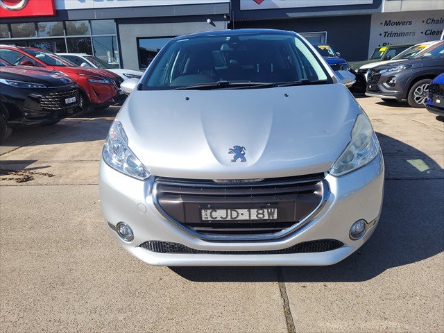 2012 Peugeot 208 Allure Premium