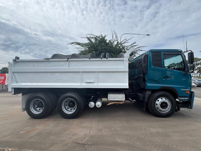 2017 UD Condor PW 24 280 BLUE