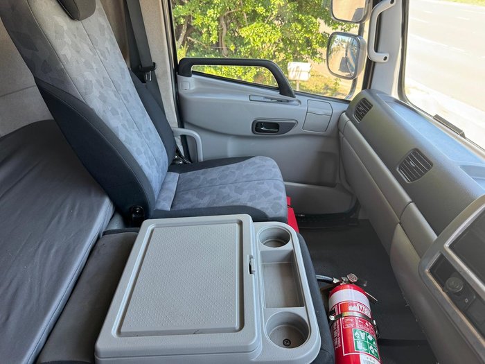 2017 UD Condor PW 24 280 BLUE