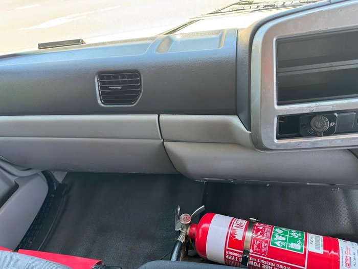 2017 UD Condor PW 24 280 BLUE