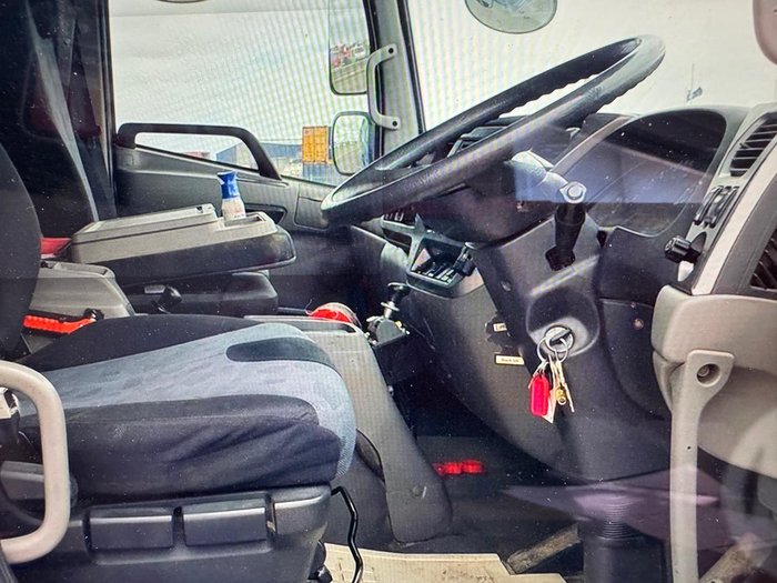 2017 UD Condor PW 24 280 BLUE