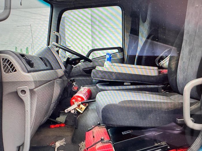 2017 UD Condor PW 24 280 BLUE