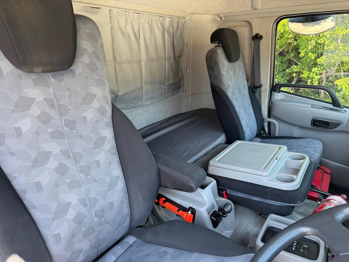 2017 UD Condor PW 24 280 BLUE