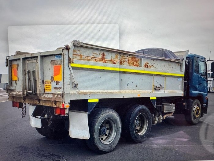 2017 UD Condor PW 24 280 BLUE