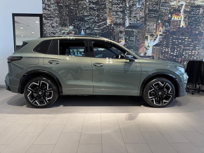2025 Volkswagen Tiguan 195TSI R-Line