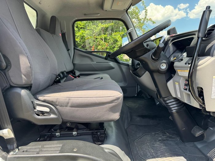 2023 Fuso Canter 815 WHITE